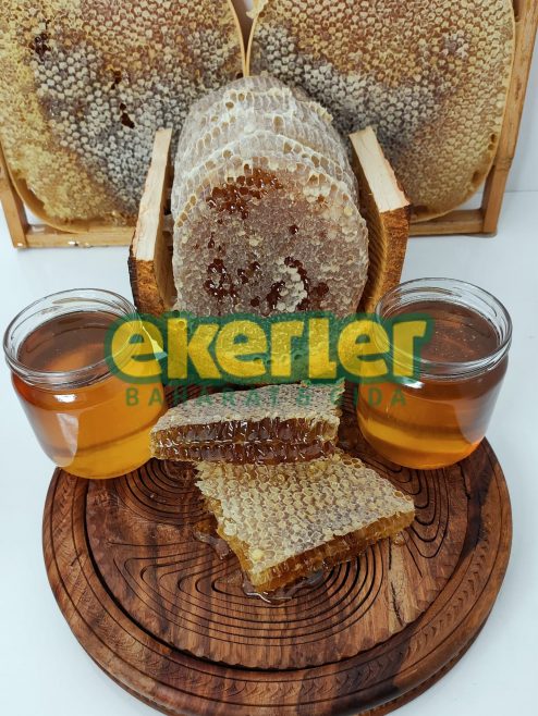 Karakovan Özel Süzme Çiçek Balı 500 gr